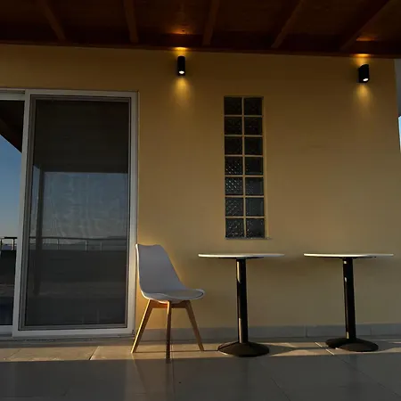 Top-floor Apartment: Amazing & Sea View *